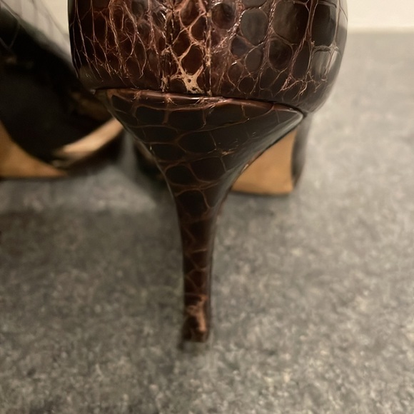 Manolo blahnik brown Alligator heels. Worn but in good condition - Picture 5 of 6